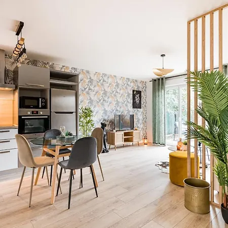 Le Nouveau Monde - Appartement Chic Et Confortable Saint-Priest  Exterior foto