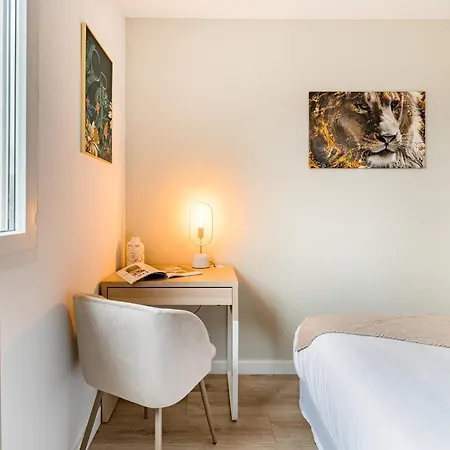 Le Nouveau Monde - Appartement Chic Et Confortable Saint-Priest  Exterior foto
